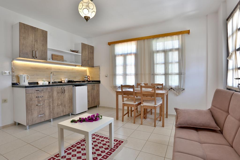 Limon Apart Apartment Акиака Екстериор снимка
