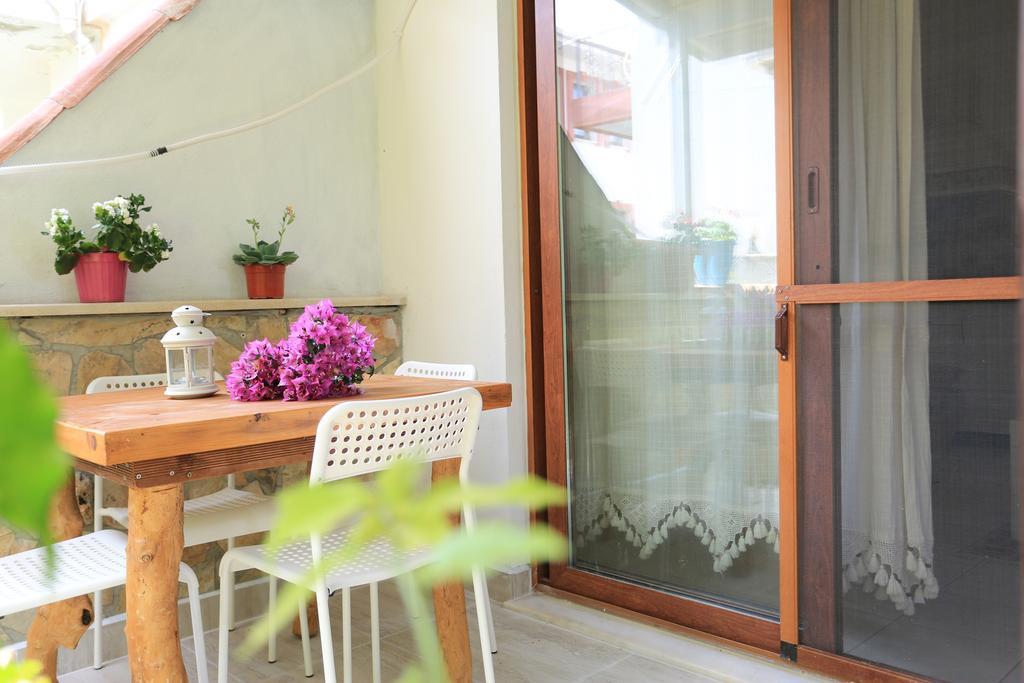 Limon Apart Apartment Акиака Екстериор снимка